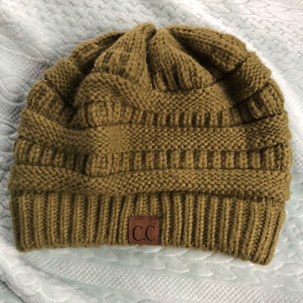 Women’s Green CC Beanie